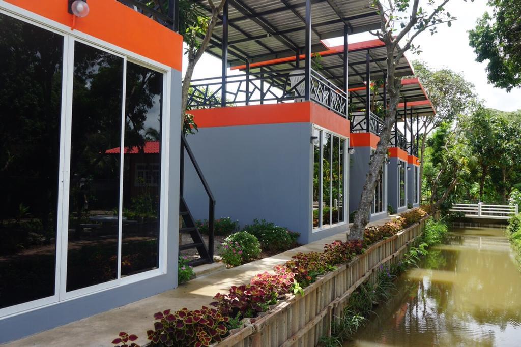 Meephawa Resort Amphawa Exteriör bild