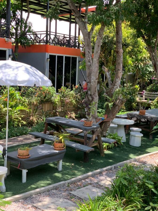 Meephawa Resort Amphawa Exteriör bild